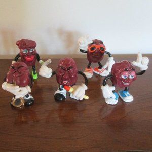 Vintage set of 5 CALIFORNIA RAISINS 1987 & 1988 Calrab Applause Figures 2.5/3"